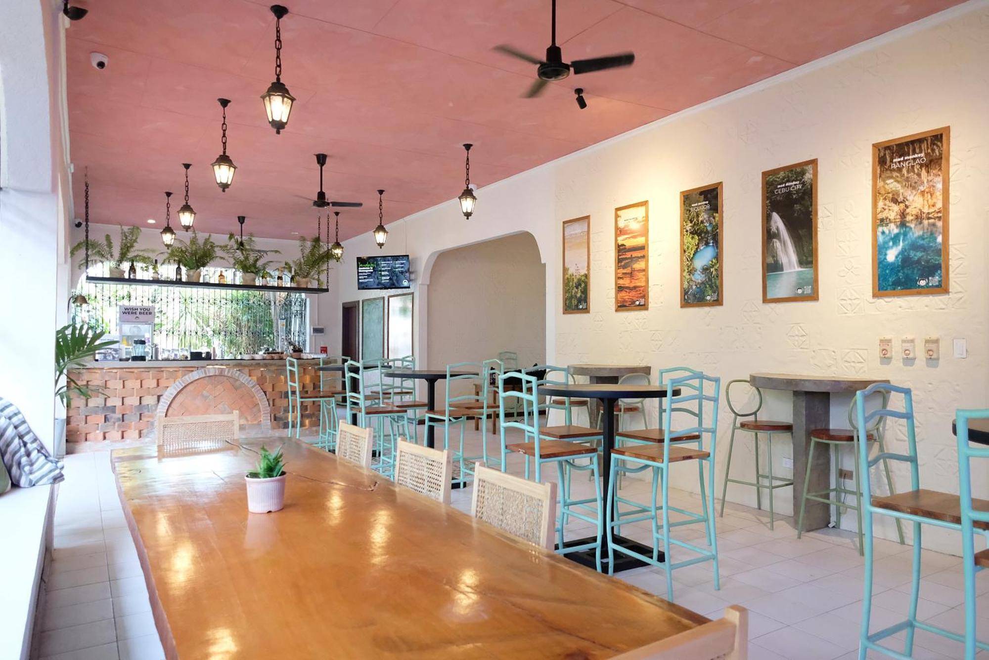 Hostel Mad Monkey Dumaguete