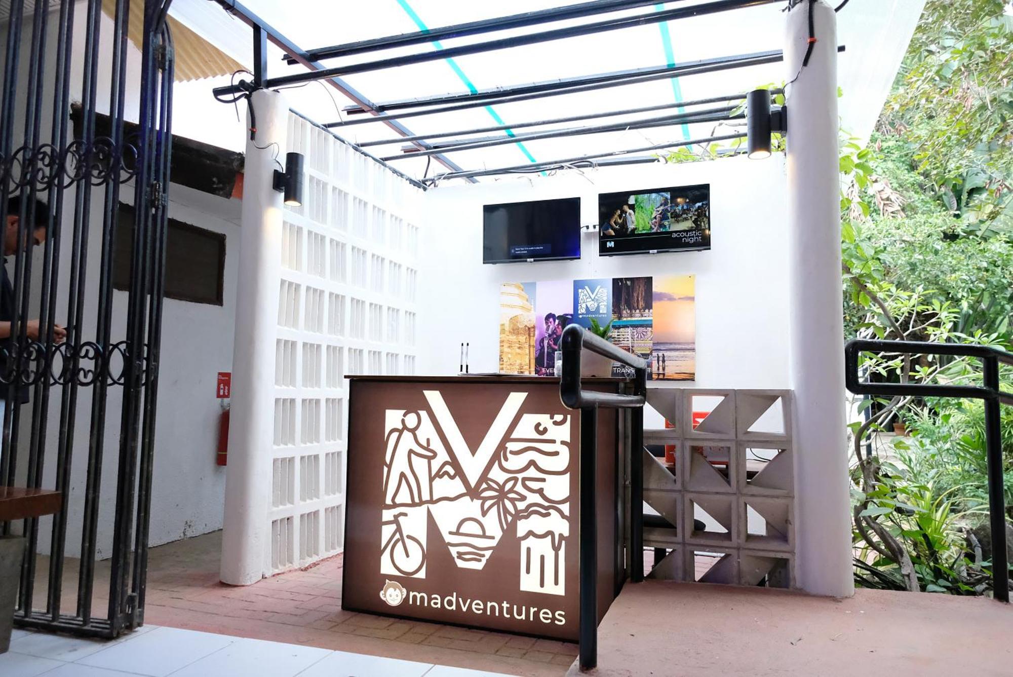 Hostel Mad Monkey Dumaguete