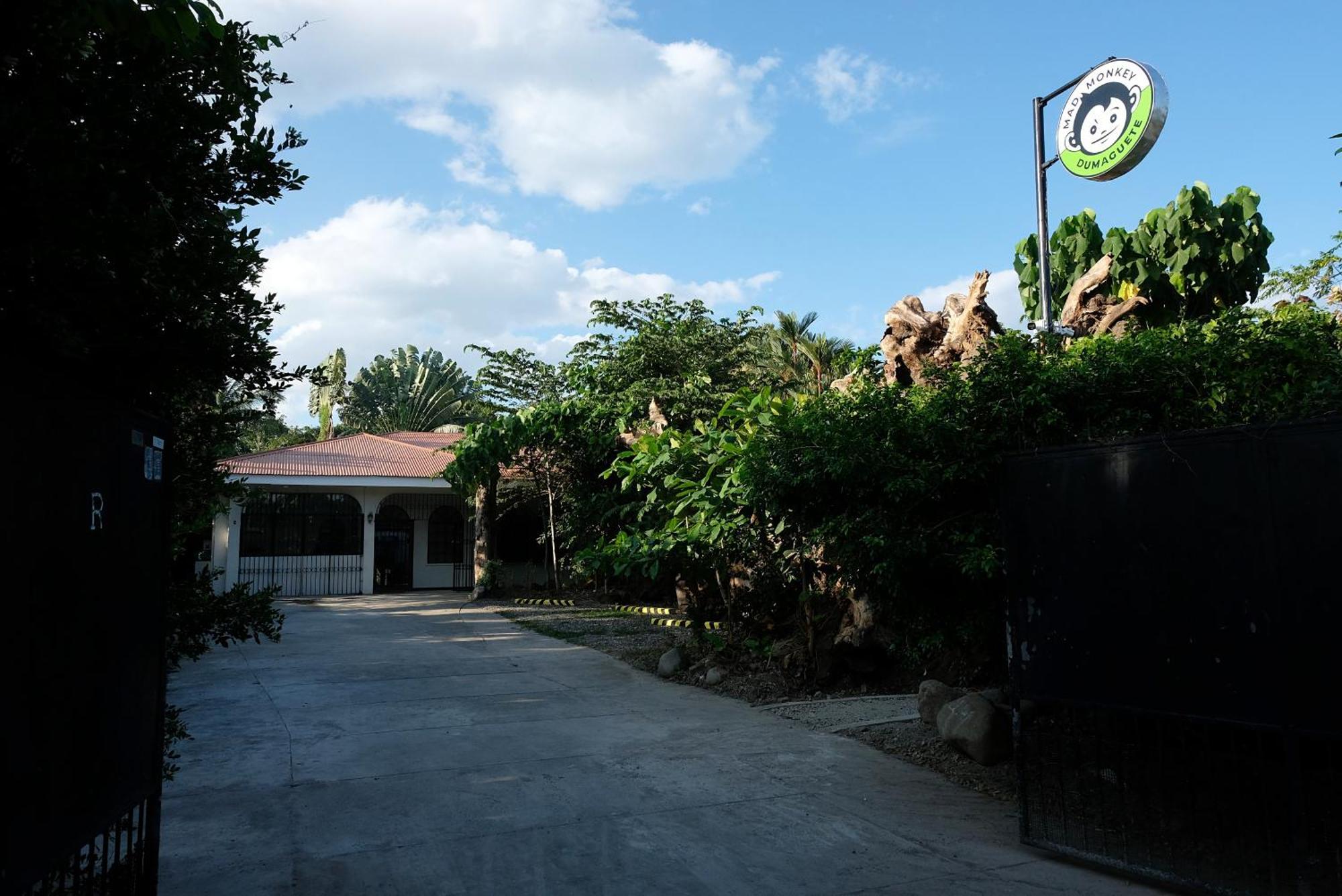 Mad Monkey Dumaguete Dumaguete City